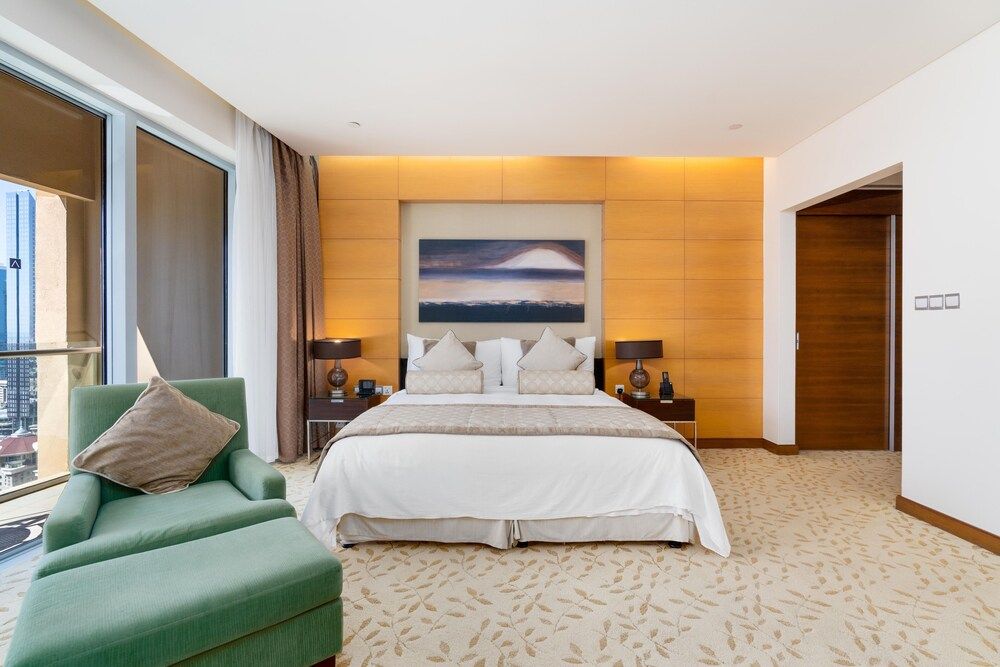 undefined SuperHost - Address Dubai Mall - Comfy Studios 3