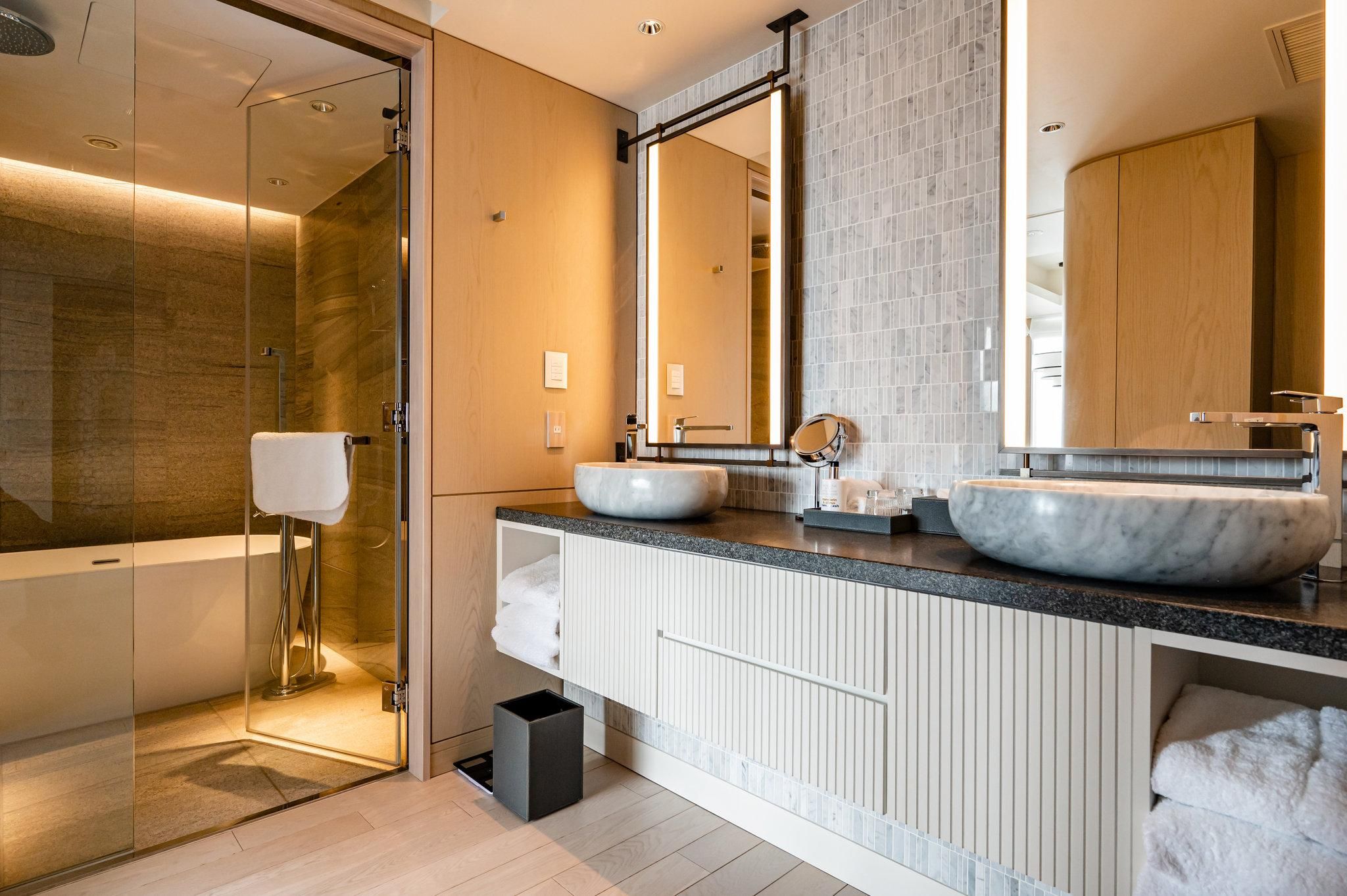 1 King Studio Suite High Floor