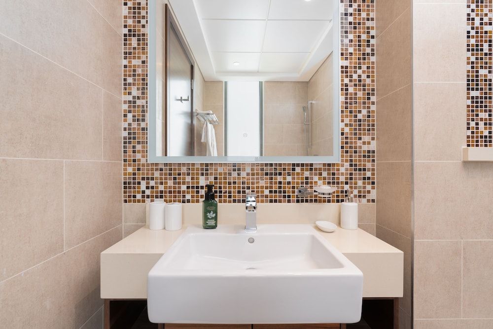 SuperHost - Spacious Apartment With Balcony In Sobha Hartland
