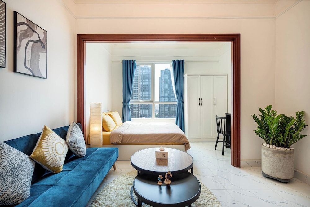 undefined The Manor 2 Apartment - Rooftop Pool 7