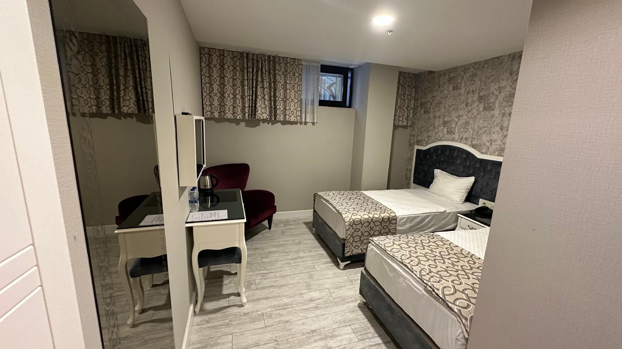 The Meretto Hotel İstanbul Old City BASEMENT STANDARD ROOM 4