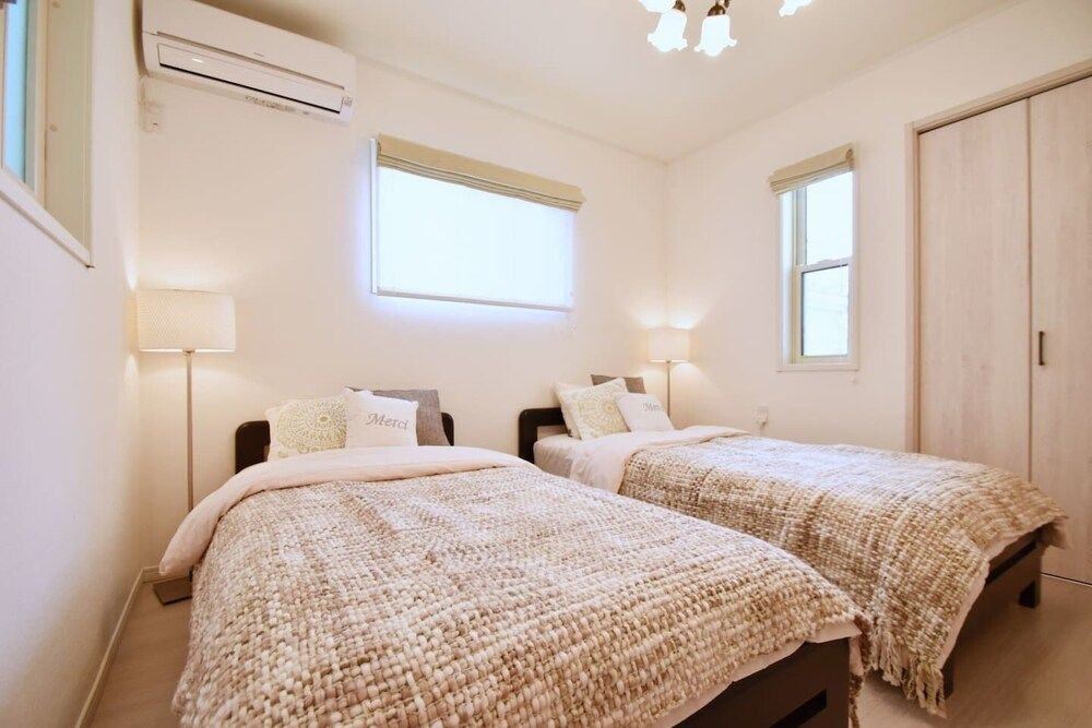 Maihama House House, 4 Bedrooms 10