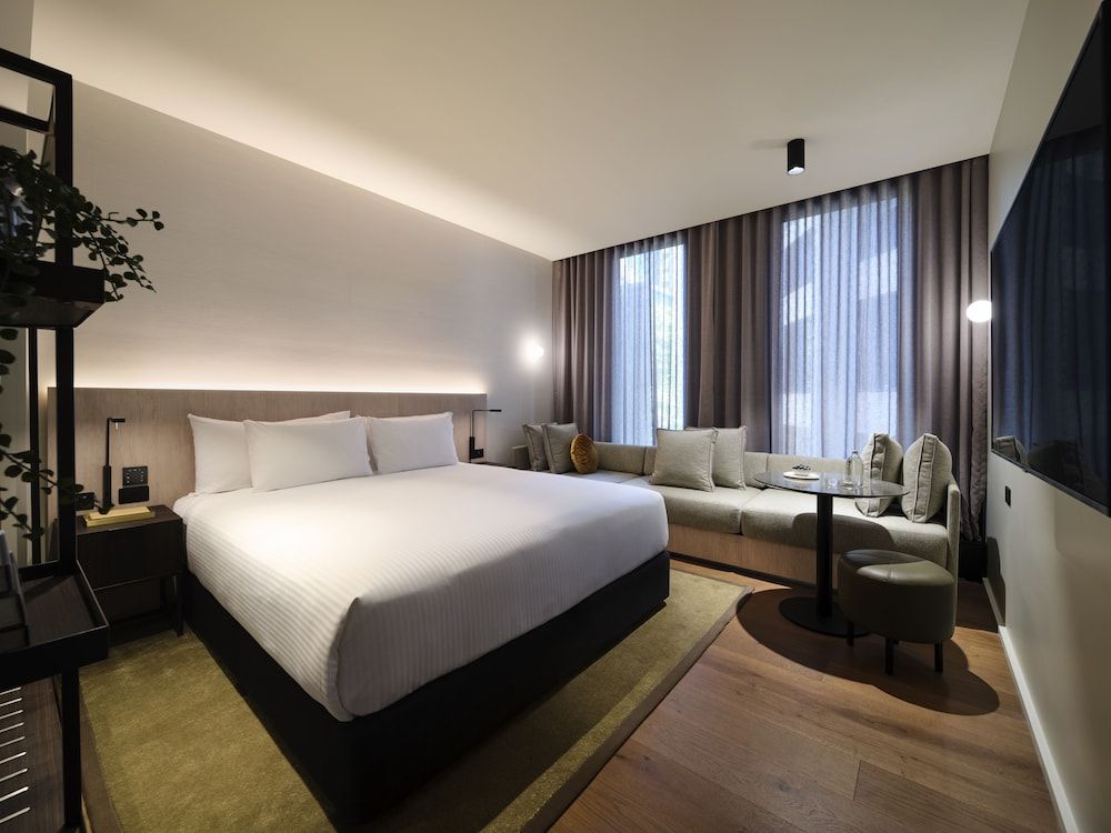 A by Adina Sydney Studio (Twin) 11