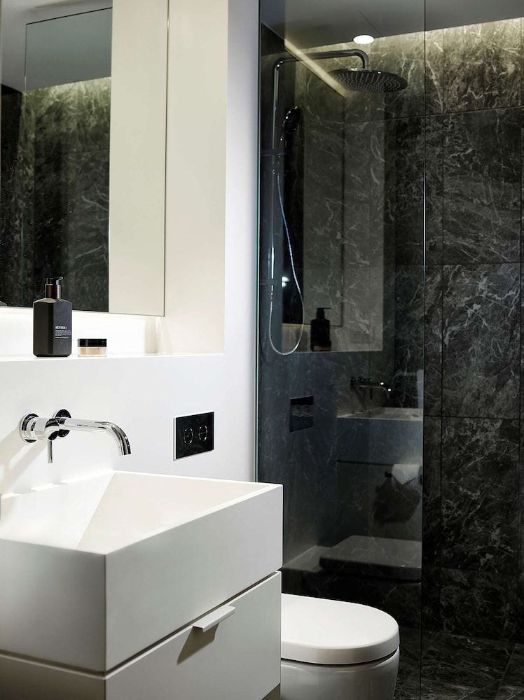 A by Adina Sydney Studio (Twin) 12