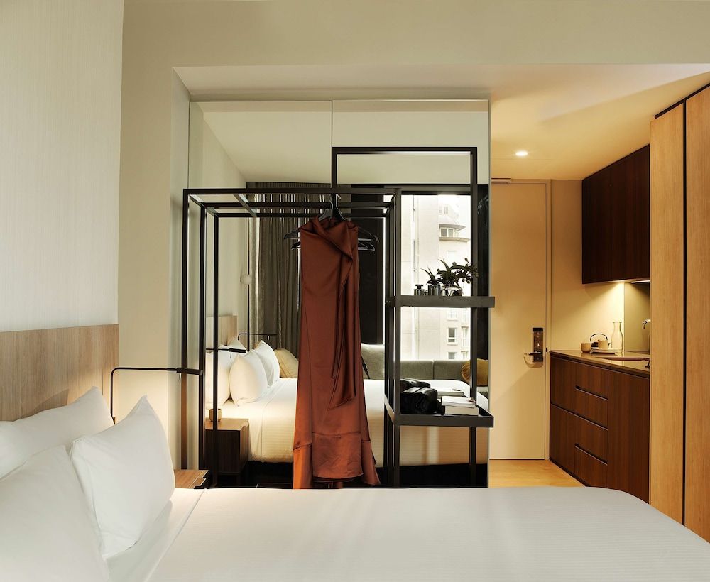 A by Adina Sydney Studio (Twin) 10