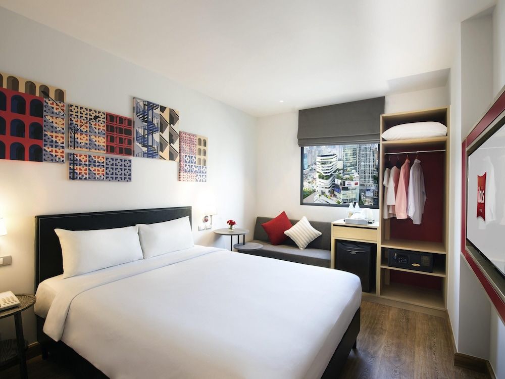 Standard Room, 1 Queen Bed
