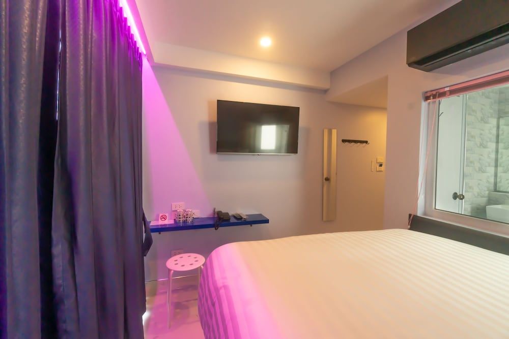 Spark Hotel Standard Double Room 2