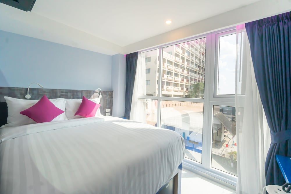 Spark Hotel Standard Double Room 3