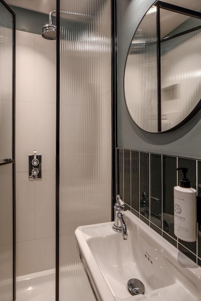 St. David's Hotels Superior Twin Room 9