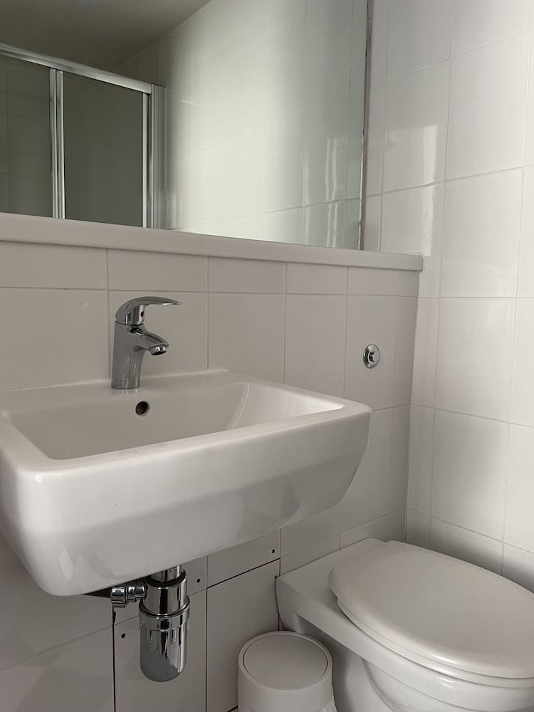 St. David's Hotels Superior Twin Room 11