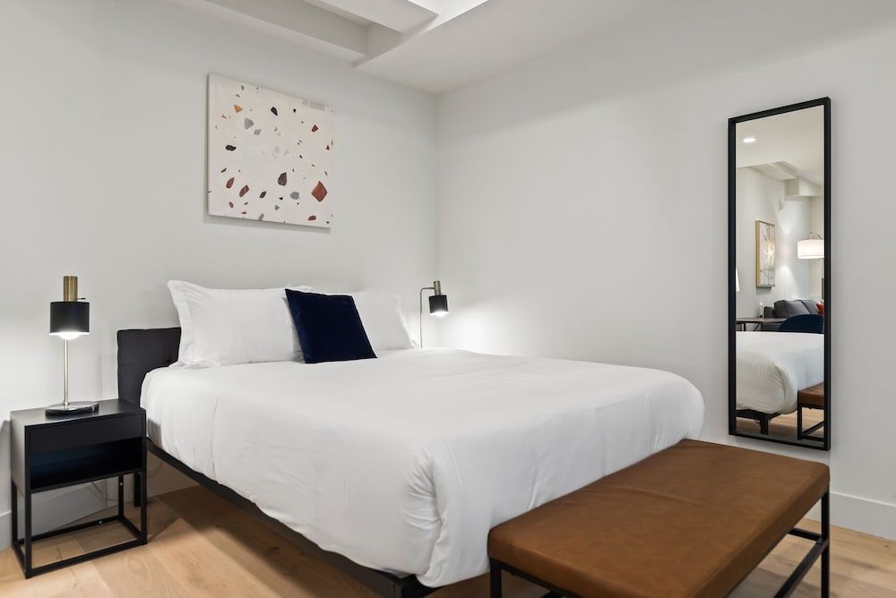 undefined Kasa The Addison San Francisco 9