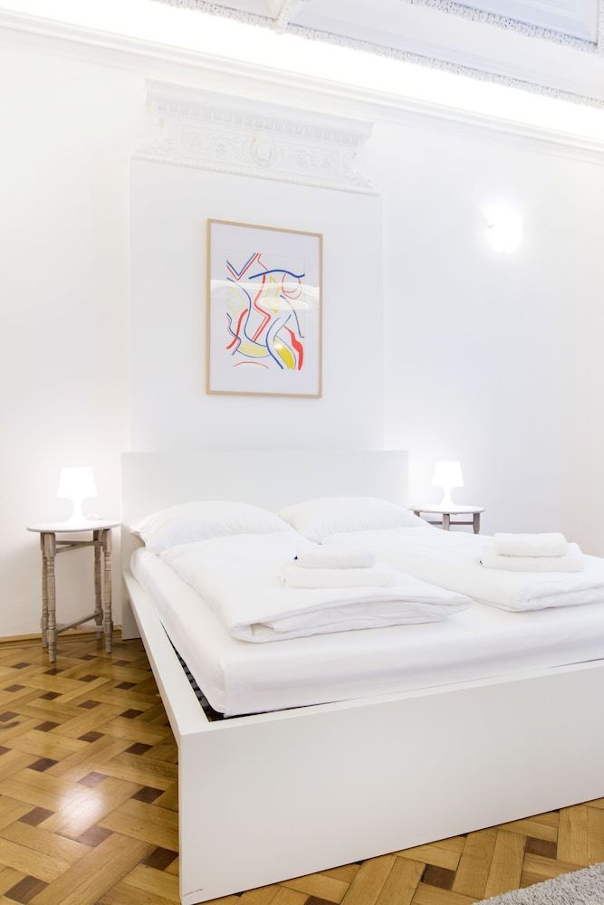 Studio (No. 11B, incl. cleaning fee 40 EUR)