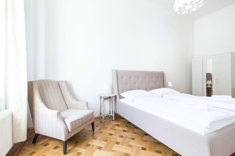 Grand Apartment (25B, incl. cleaning fee 48 EUR)