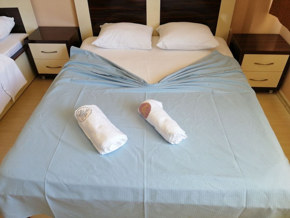 Mina Apart Otel Apartment, Multiple Beds (103) 2