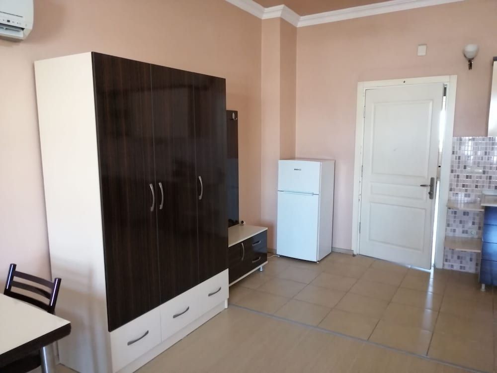 Mina Apart Otel Apartment, Multiple Beds (103) 4