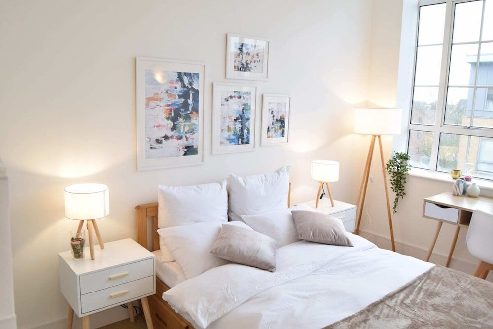 undefined Bright Warehouse Conversion in Buzzing Peckham 6