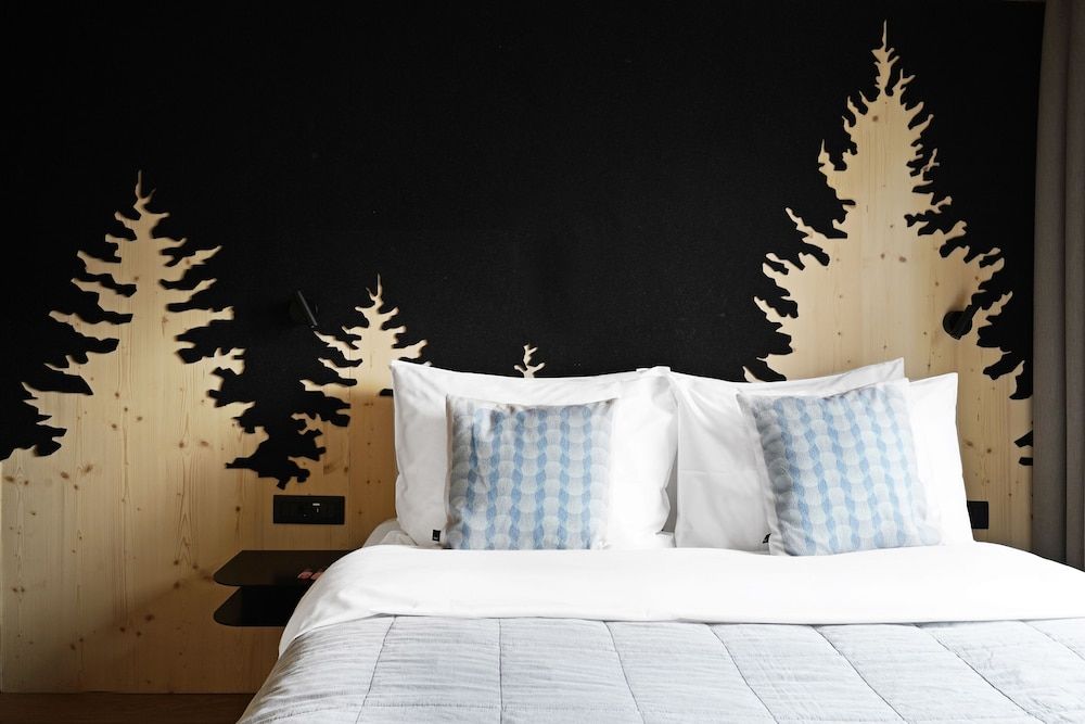 Numa Vienna Wood Medium Studio with Kitchenette 2