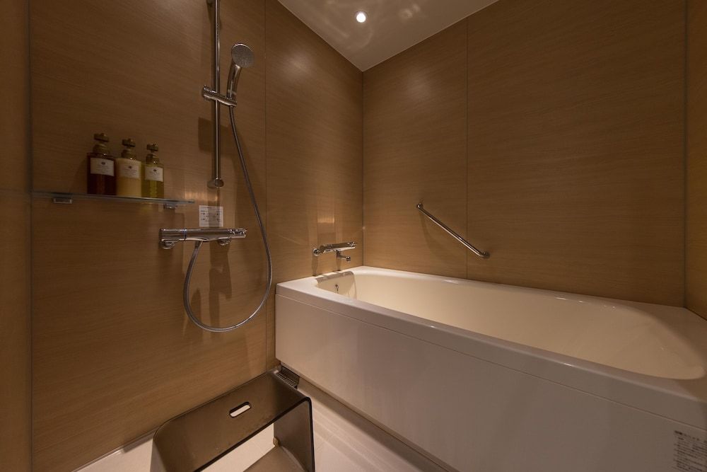 JR KYUSHU HOTEL Blossom Shinjuku Superior Twin Room, Non Smoking (25sqm) 7