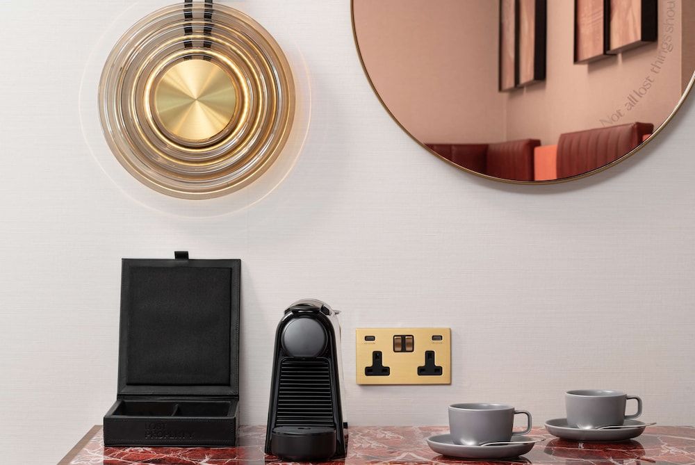 Lost Property St. Paul's London, Curio Collection By Hilton Room, 1 Queen Bed 5