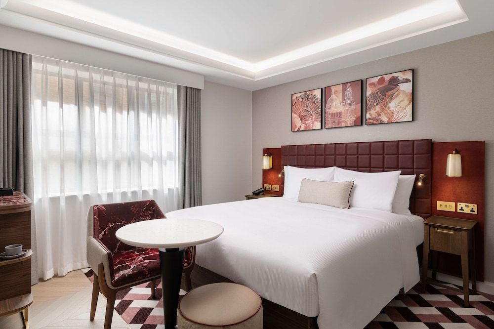 Superior Room, 1 King Bed