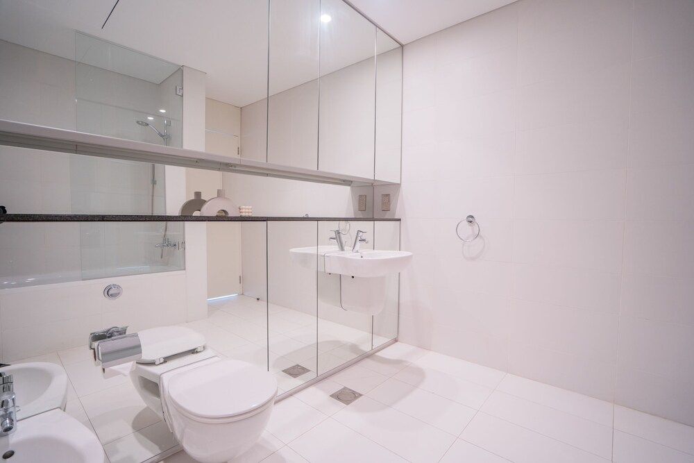 Nasma Luxury Stays- INDEX Tower Deluxe Apartment 36