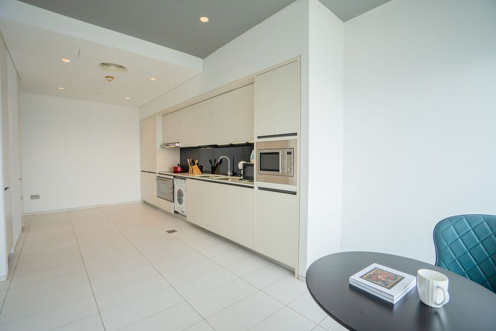 Nasma Luxury Stays- INDEX Tower Deluxe Apartment 19