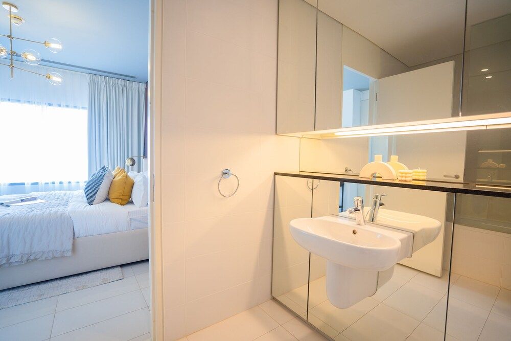 Nasma Luxury Stays- INDEX Tower Deluxe Apartment 37