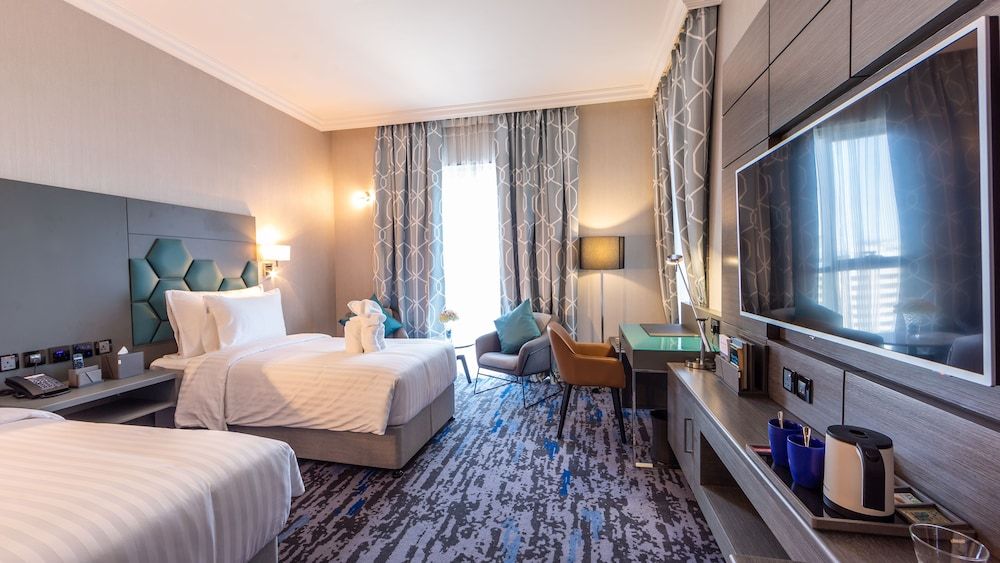 Edge Creekside Hotel Deluxe Twin Room 3