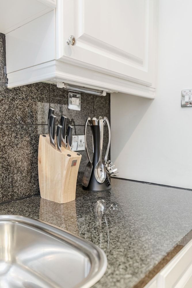 Point West Apartments Luxury Apartment, 2 Bedrooms (Kensington Duplex with Balcony) 19