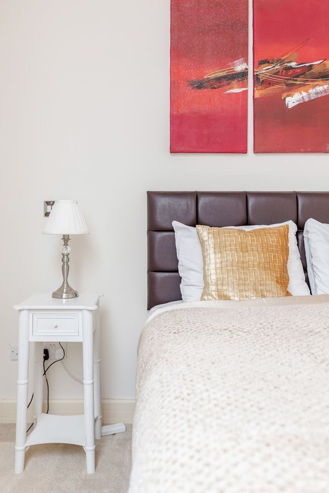 Point West Apartments Luxury Apartment, 2 Bedrooms (Kensington Duplex with Balcony) 3