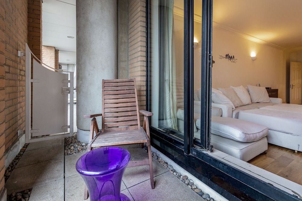 Point West Apartments Luxury Apartment, 2 Bedrooms (Kensington Duplex with Balcony) 13