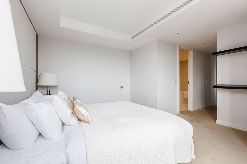 Point West Apartments Luxury Penthouse 5