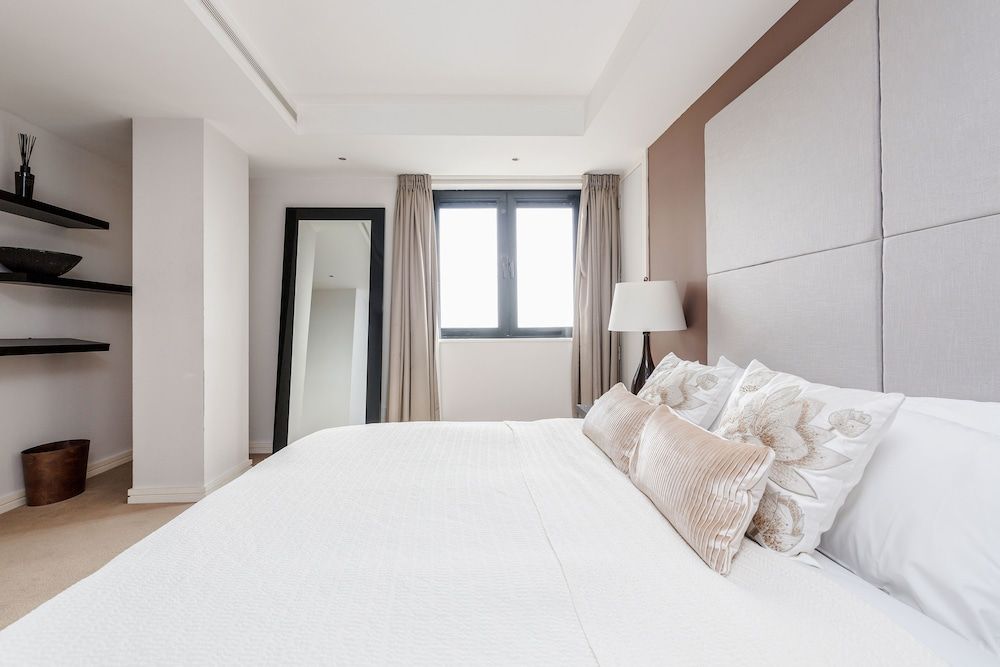 Point West Apartments Luxury Penthouse 2