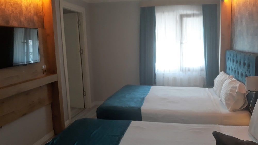 undefined Miss City Hotel Taksim 7