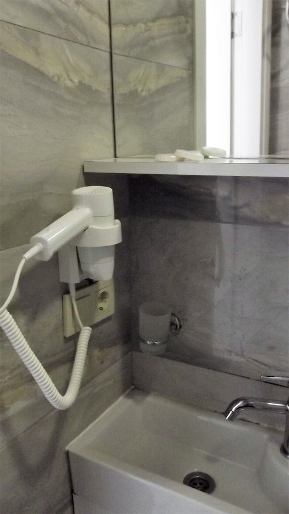 Miss City Hotel Taksim Standard Twin Room, 2 Twin Beds 5