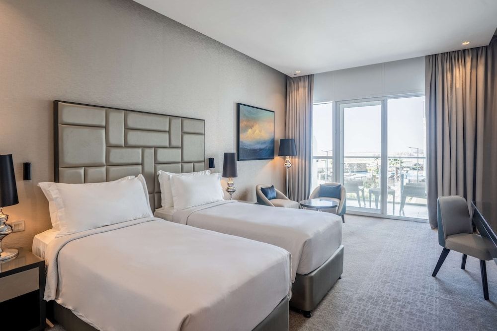 Radisson Dubai Damac Hills Standard Room 4