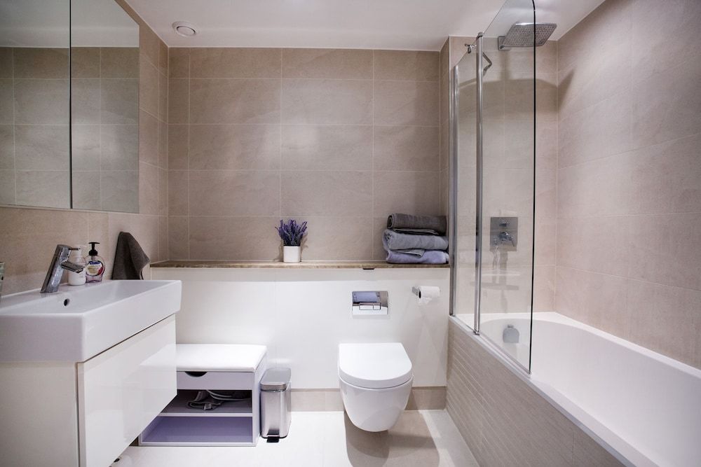 undefined Ultra Modern one Bedroom With Lift Near Portobello Road, Notting Hill 9