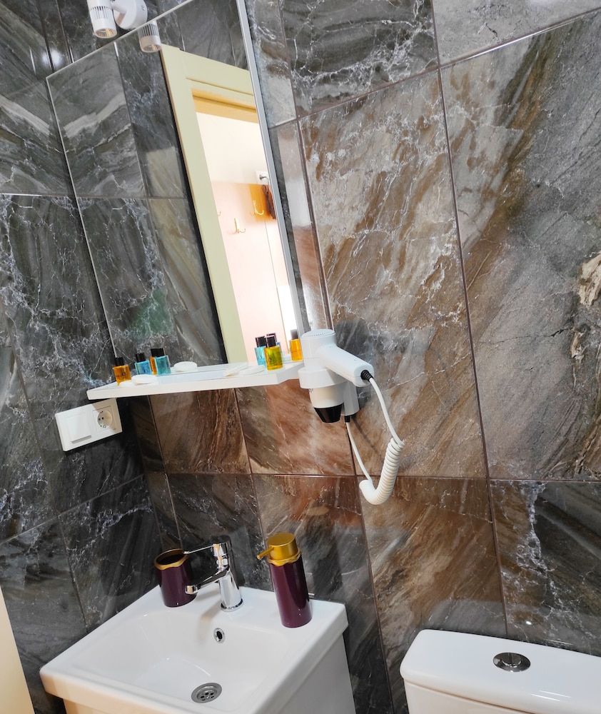 Lebon Hotel Old City Standard Room 14