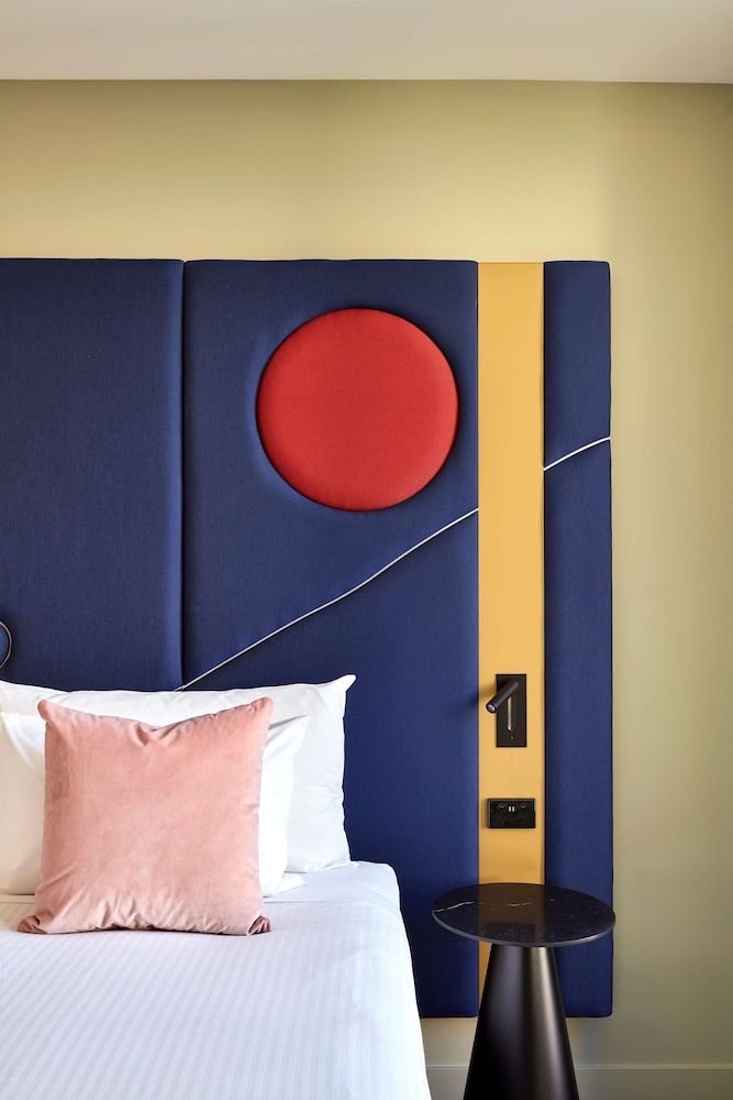 Quincy Hotel Melbourne Quincy Queen or Twin Room 2