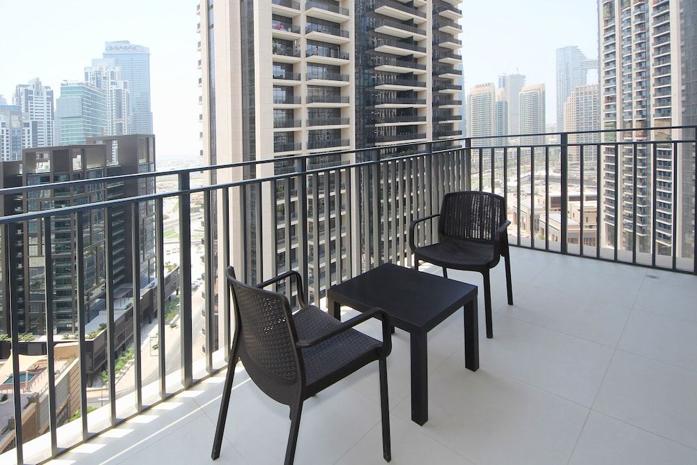 NEW ARABIAN BOULEVARD CRESENT Family Apartment 12