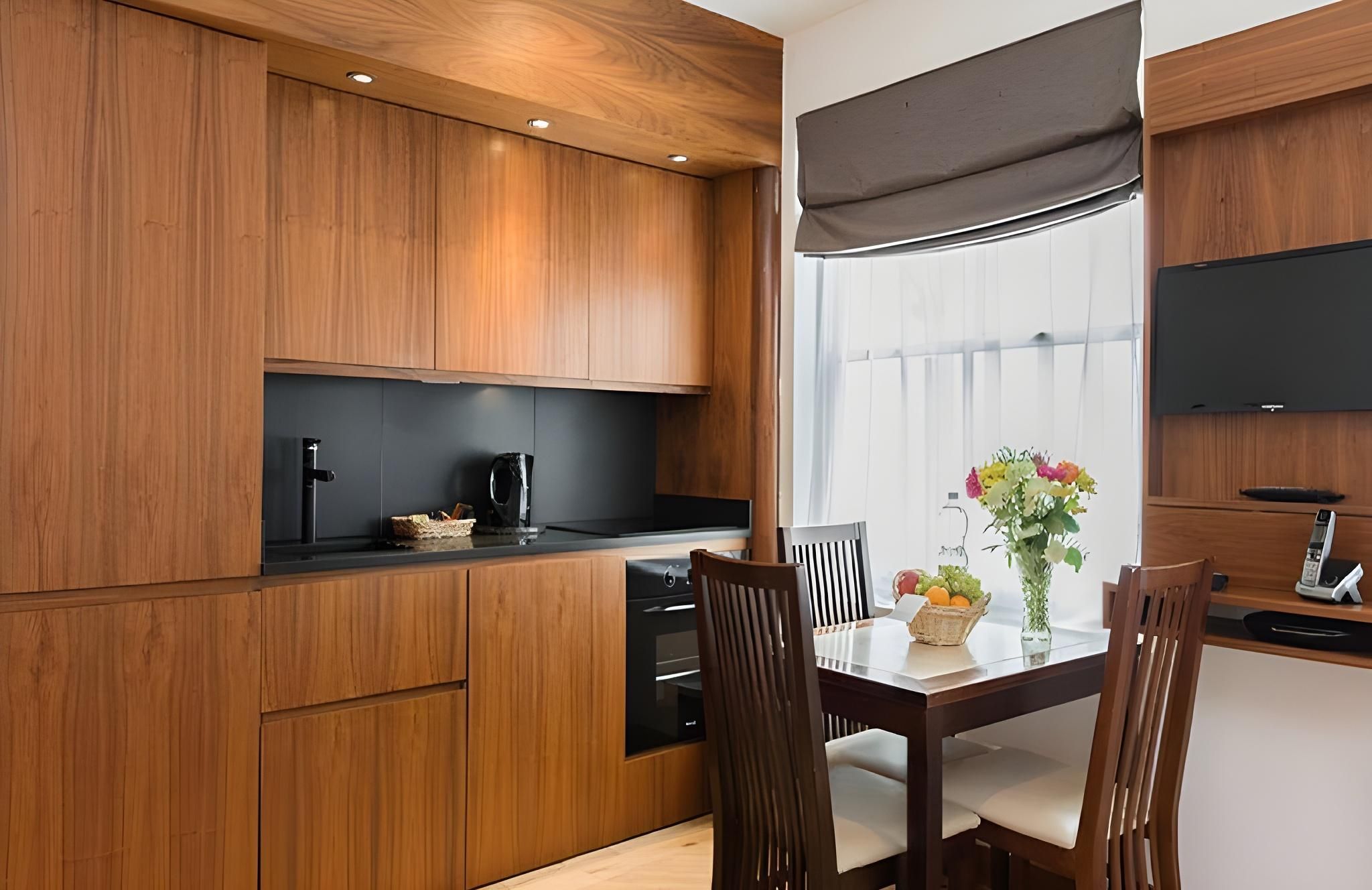 Presidential Apartments - Kensington One Bedroom Apartment 3