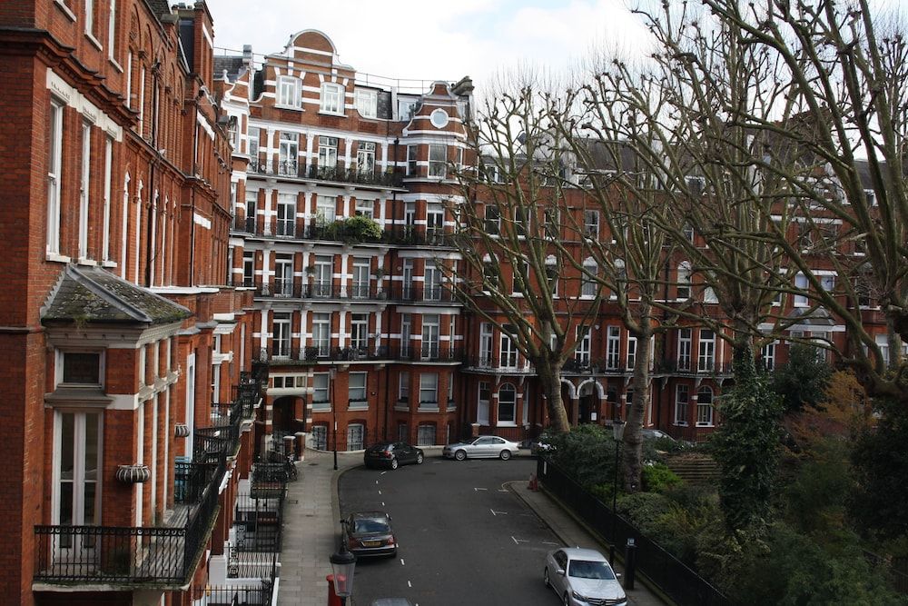 undefined Presidential Apartments - Kensington 7