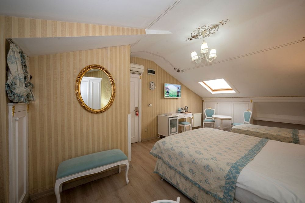 undefined Villa Paradiso & Spa Hotel 5