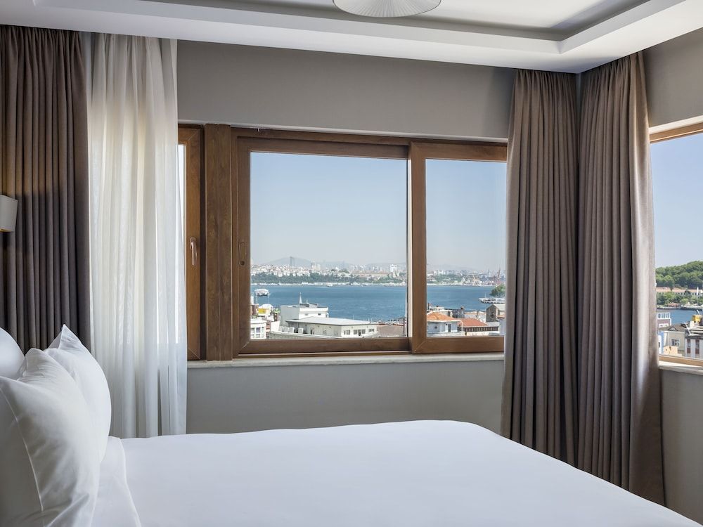 undefined Azzap Hotel Galata 3