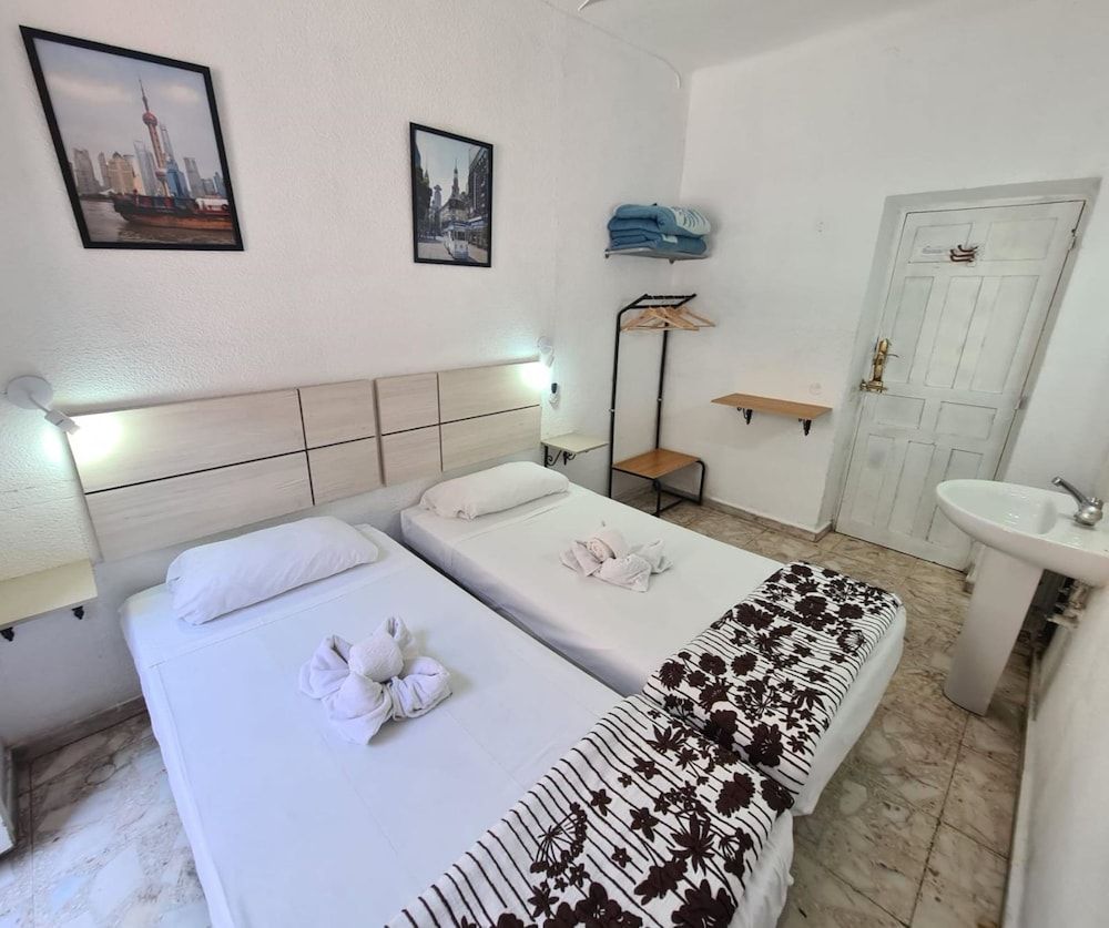 Pension Rivera Double or Twin Room, Shared Bathroom 2