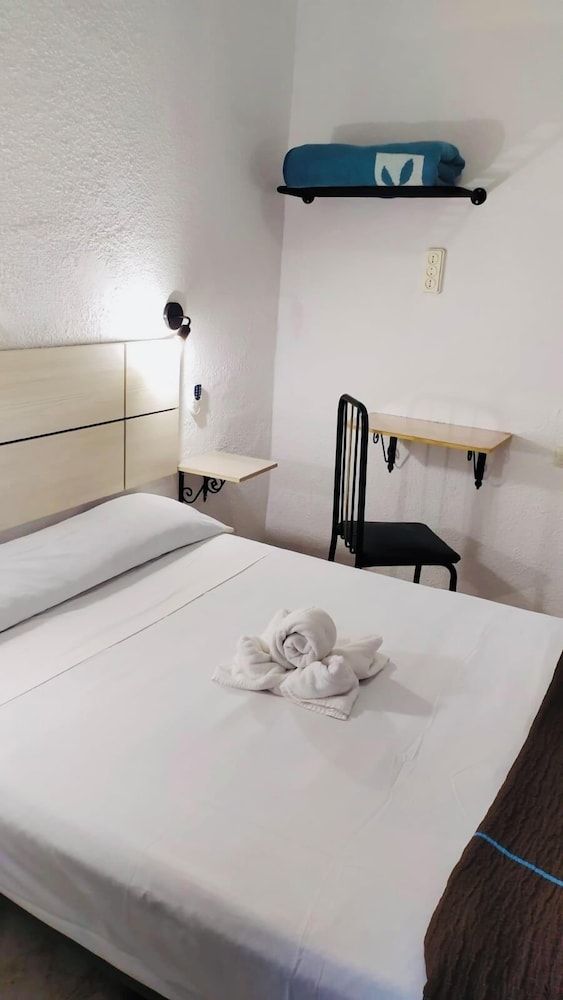 Pension Rivera Double or Twin Room, Shared Bathroom 12
