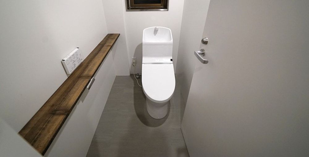 Koru Takanawa Gateway Hostel Cafe&Bar Family Room, City View 4