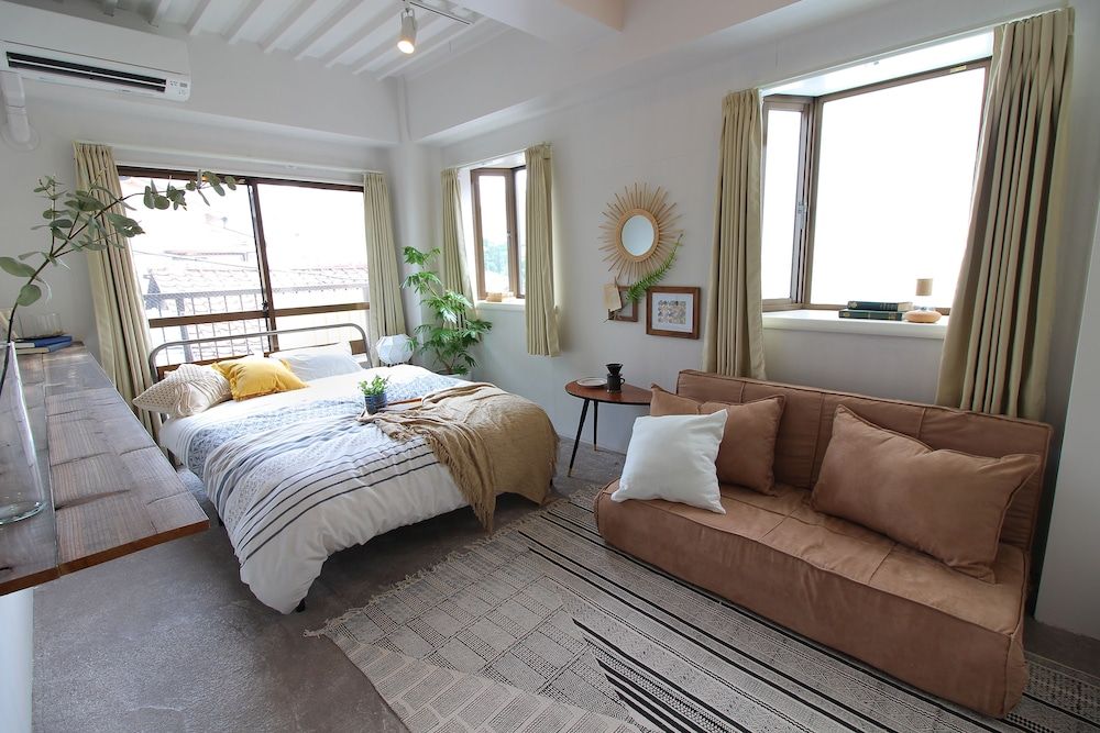 undefined Koru Takanawa Gateway Hostel Cafe&Bar 8