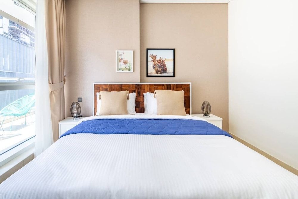 undefined Plush 3BR w/ Study in Prime District - Downtown Dubai! 7