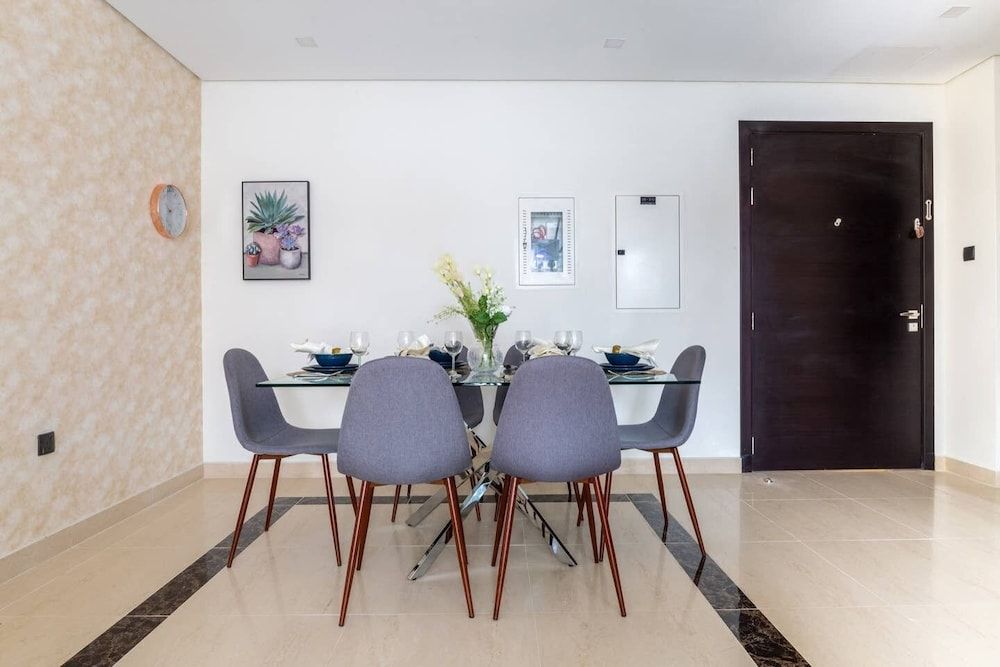 undefined Sleek & Sophisticated 2BR With Study Within Downtown Dubai! 4